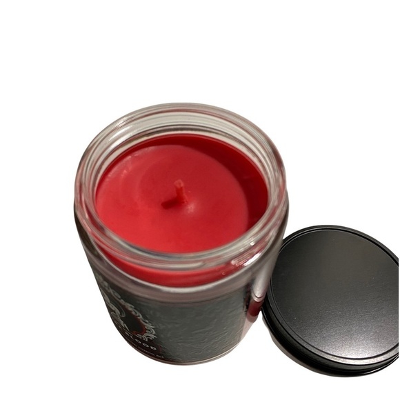 Bath and Body Works Single Wick Vampire Blood Candle 7oz New - Picture 5 of 6